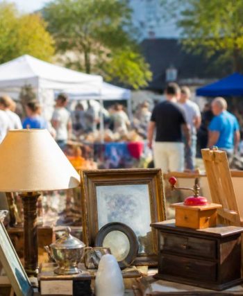 Vide-grenier à Genève : conseils, bons plans et astuces pour acheter et vendre localement