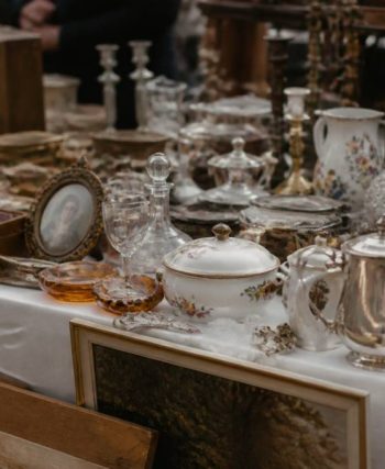 Flea market Geneva Switzerland : guide des marchés aux puces à Genève
